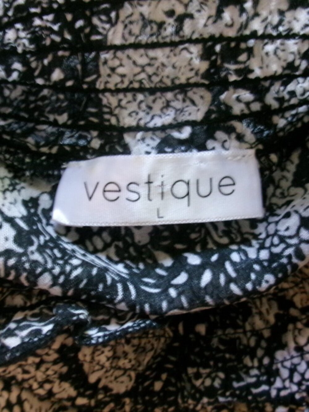 Vestique Snake Print Ruffle Mini Dress Smocked Waist Large - Picture 8 of 9